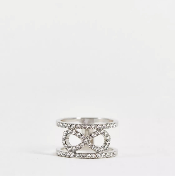 TRUE DECADENCE | Bow Detail Ring sz 6.5 - Picture 4 of 9
